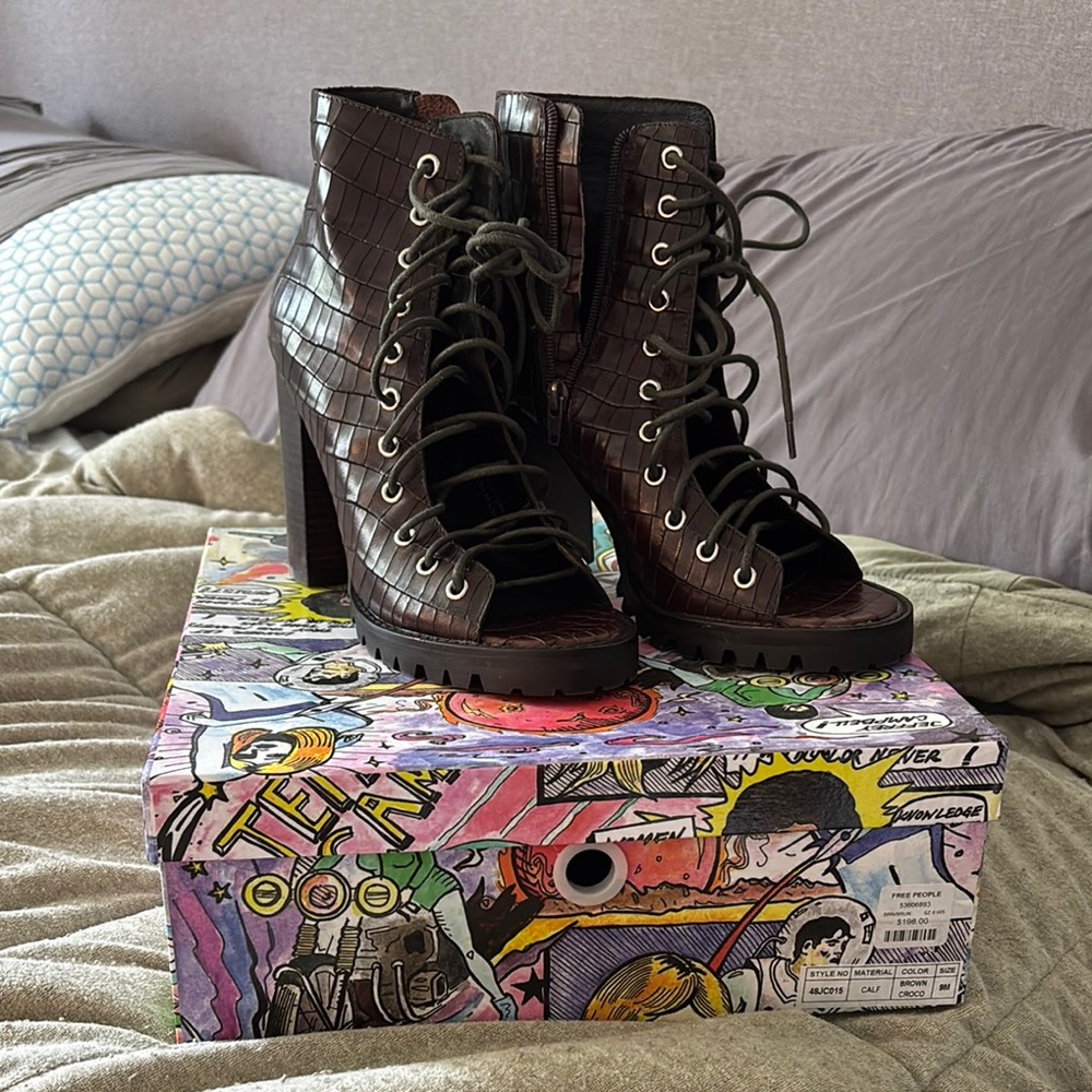 JEFFREY CAMPBELL X FREE PEOPLE BOOTS